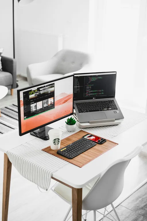 Consultant, freelance